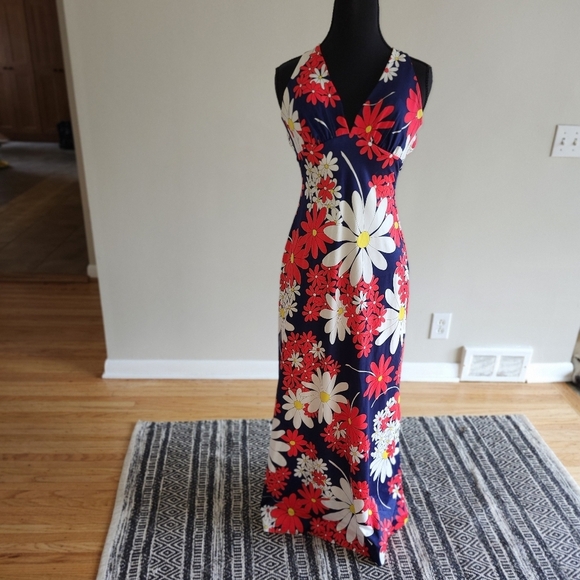 De weese Dresses & Skirts - Vintage Floral Maxi Dress in Red, White, and Yellow